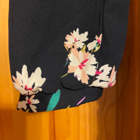 Lulus Navy Floral Print Shift Dress x-small - Picture 2 of 4